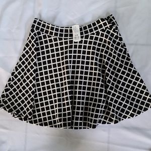 Skirt- Q fashion